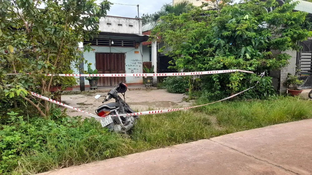 Cãi nhau vì chiếc loa kẹo kéo, một người đàn ông bị đâm tử vong