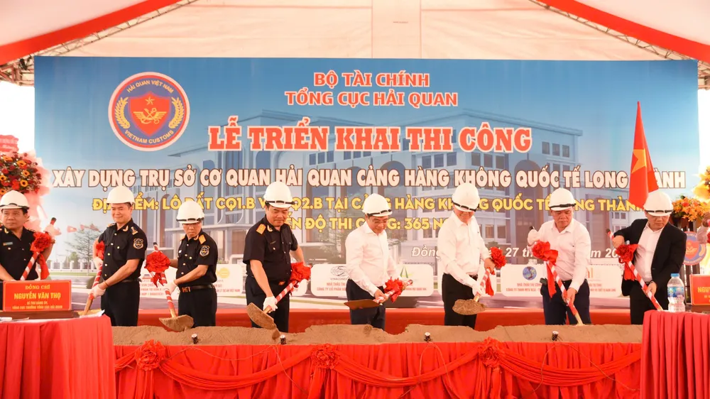 Thi công trụ sở hải quan sân bay Long Thành