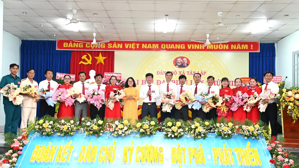 Tây Ninh: Khai mạc Đại hội đại biểu điểm Đảng bộ xã Tân Lập 