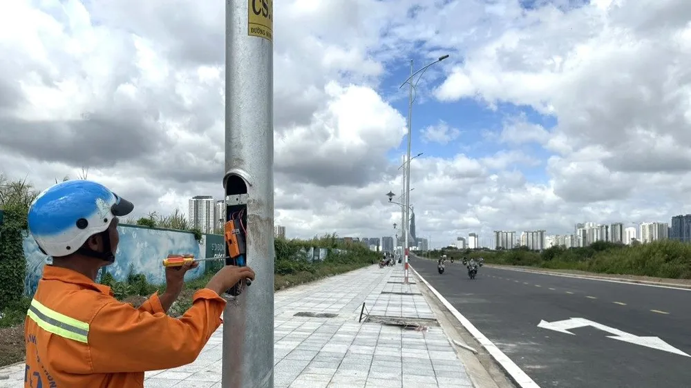 Podcast bản tin tối 27-9: Điều tra vụ trộm hộp điện, cáp điện đường song hành cao tốc TPHCM - Long Thành - Dầu Giây; Đồng Nai: Triệt phá một điểm chiết gas trái phép trong khu công nghiệp