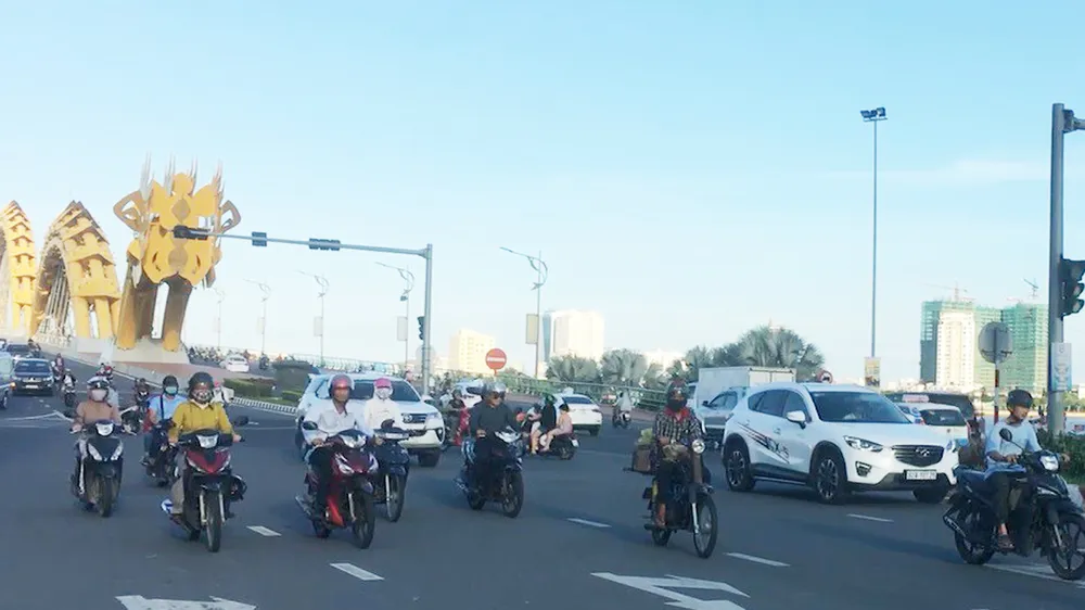 Nhiều ý kiến phản đối thu phí ô tô vào trung tâm TP Đà Nẵng