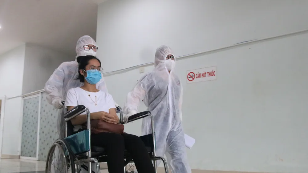 Bệnh viện dã chiến Tiên Sơn diễn tập tiếp nhận bệnh nhân với số lượng lớn