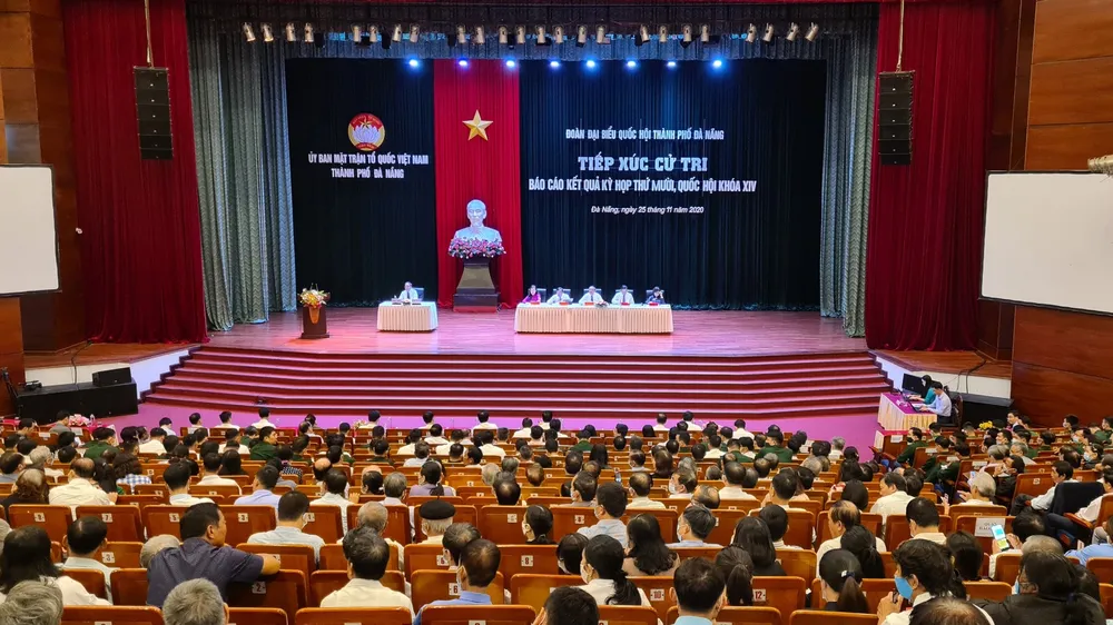 Cử tri Đà Nẵng quan tâm đến công tác phòng, chống tham nhũng