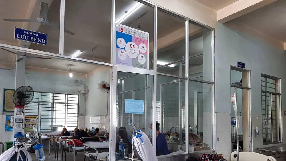 Quảng Nam: Hàng chục người dân nhập viện vì ngộ độc thức ăn