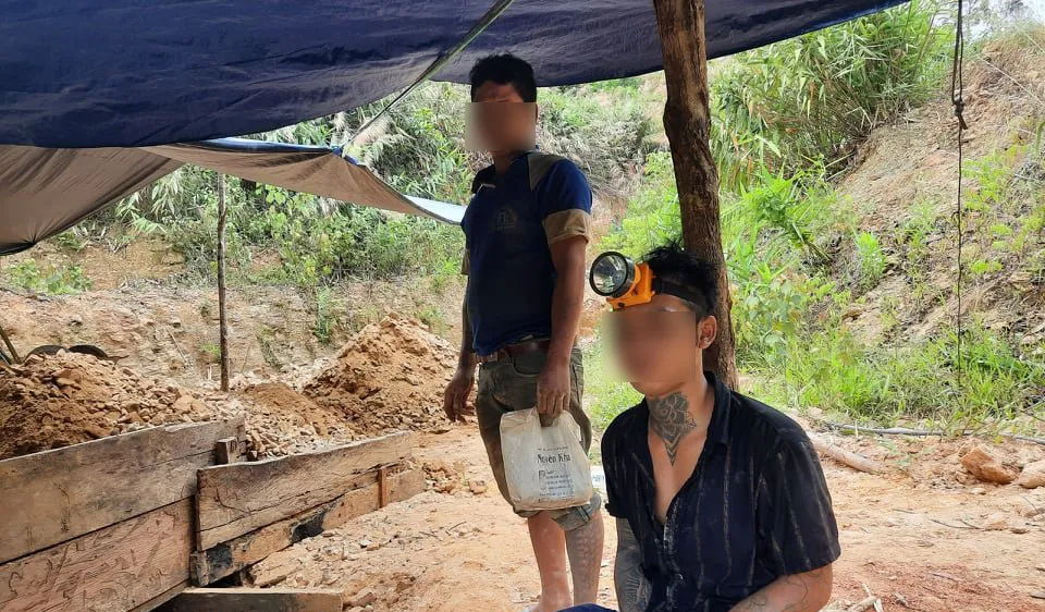 Công an huyện Phước Sơn yêu cầu các đối tượng không được khai thác vàng trái phép 