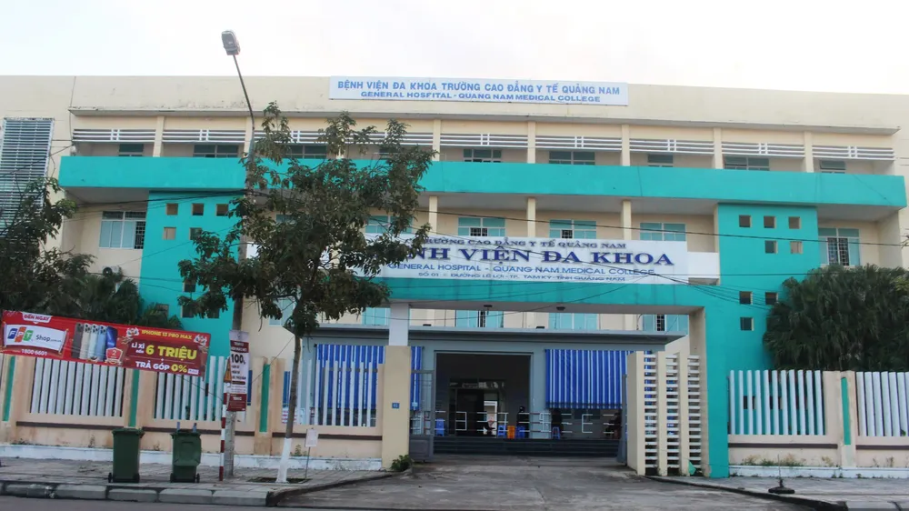 Quảng Nam tạm ứng kinh phí để hỗ trợ trả tiền lương cho nhân viên y tế