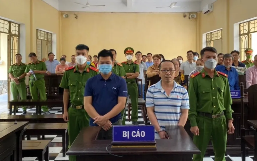 Bị cáo Hoàng Văn Ngọc và Huỳnh Tấn Vỹ 