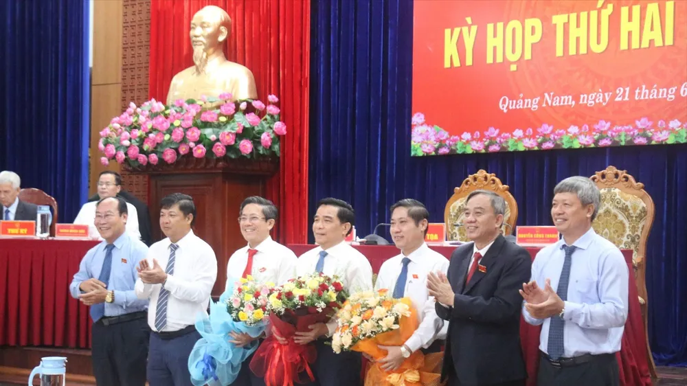 Ông Lê Văn Dũng được bầu làm Chủ tịch UBND tỉnh Quảng Nam