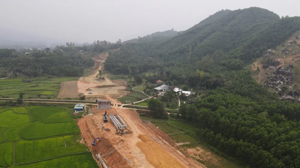 Quảng Nam điều chuyển 222 tỷ đồng kế hoạch vốn từ dự án chậm tiến độ sang dự án giải ngân tốt 