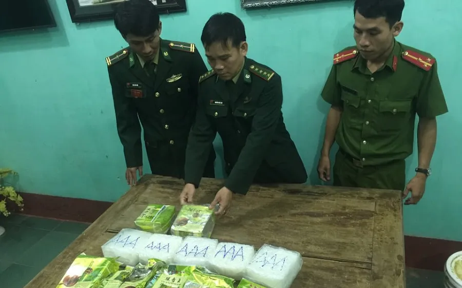 Khởi tố vụ án, điều tra làm rõ nguồn gốc số ma túy dạt vào bờ biển Quảng Trị
