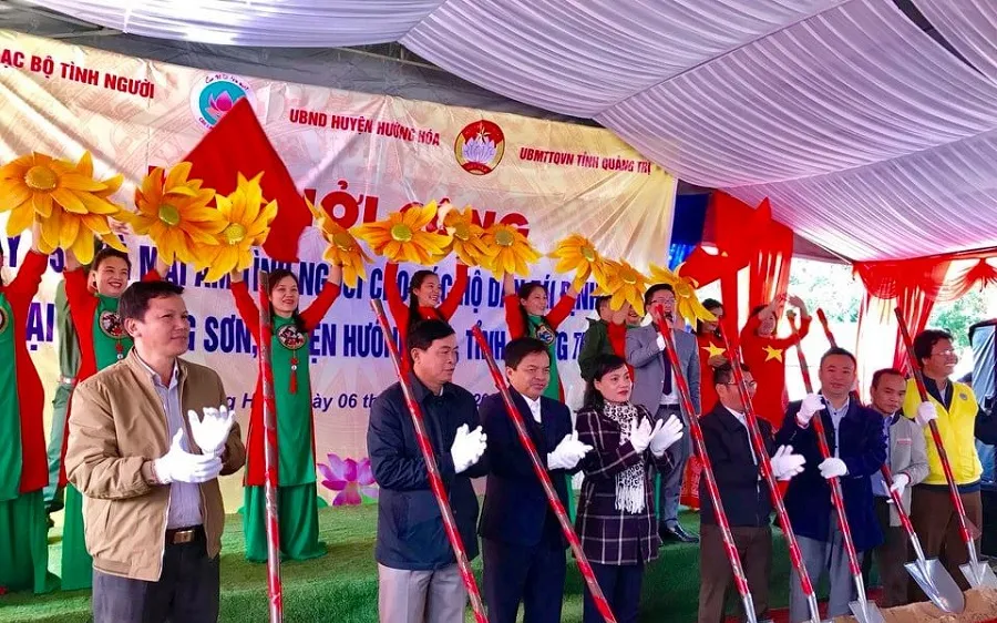 Lễ khởi công hỗ trợ xây dựng nhà ở cho các hộ dân nằm trong vùng có nguy cơ sạt lở đất đến nơi tái định cư mới