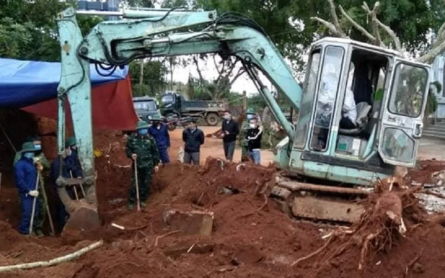 Quảng Trị: Phát hiện 2 hài cốt liệt sĩ cùng di vật khắc chữ “Văn Tân K67/1”