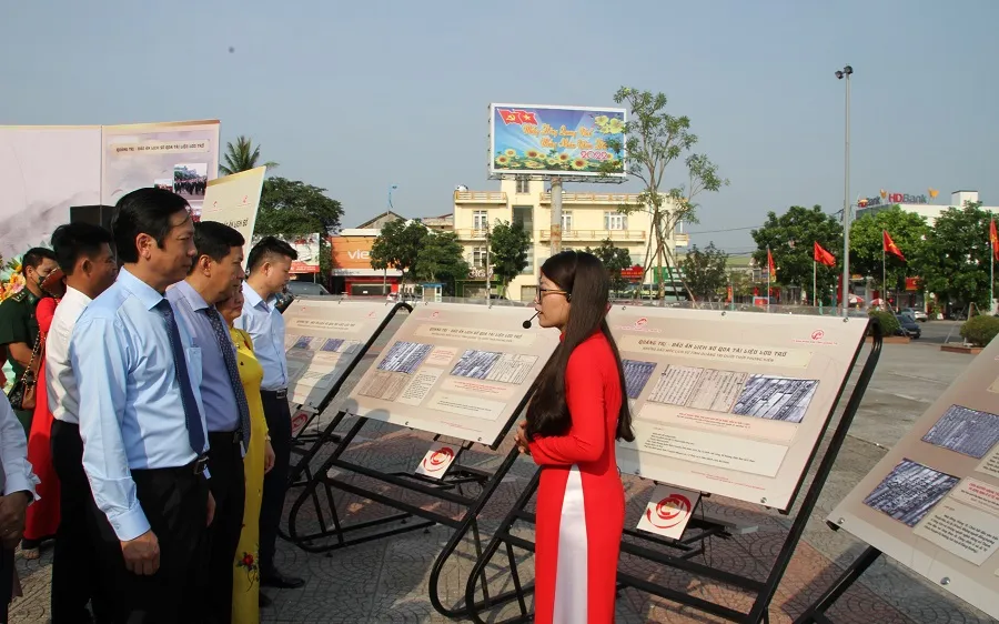 Triển lãm “Quảng Trị - Dấu ấn lịch sử qua tài liệu lưu trữ”