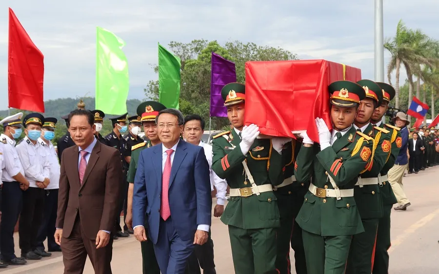 Quảng Trị: Đón nhận 12 hài cốt liệt sĩ hy sinh tại Lào 