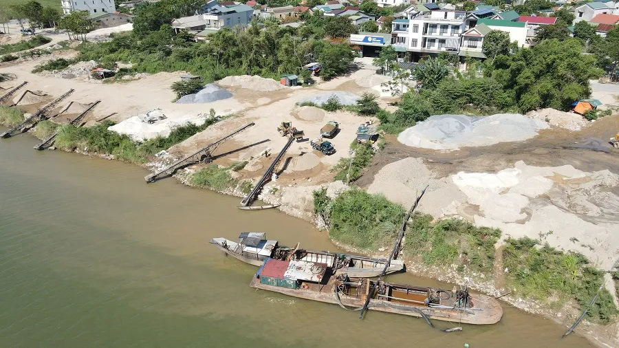 Quảng Trị: Xử lý triệt để các bãi tập kết cát, sỏi trái phép
