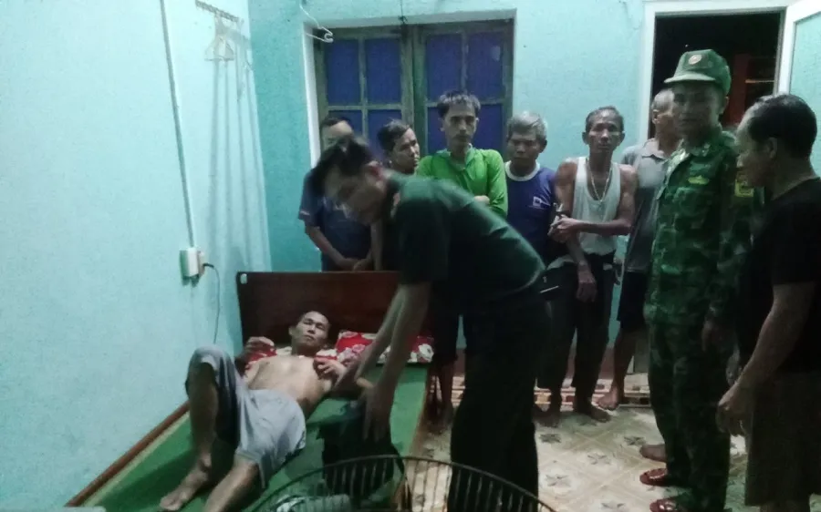 Tàu cá Quảng Trị chìm trên biển sau mâu thuẫn