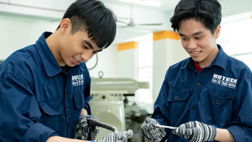 Học cơ khí ở đại học có quá khô khan như lời đồn? 