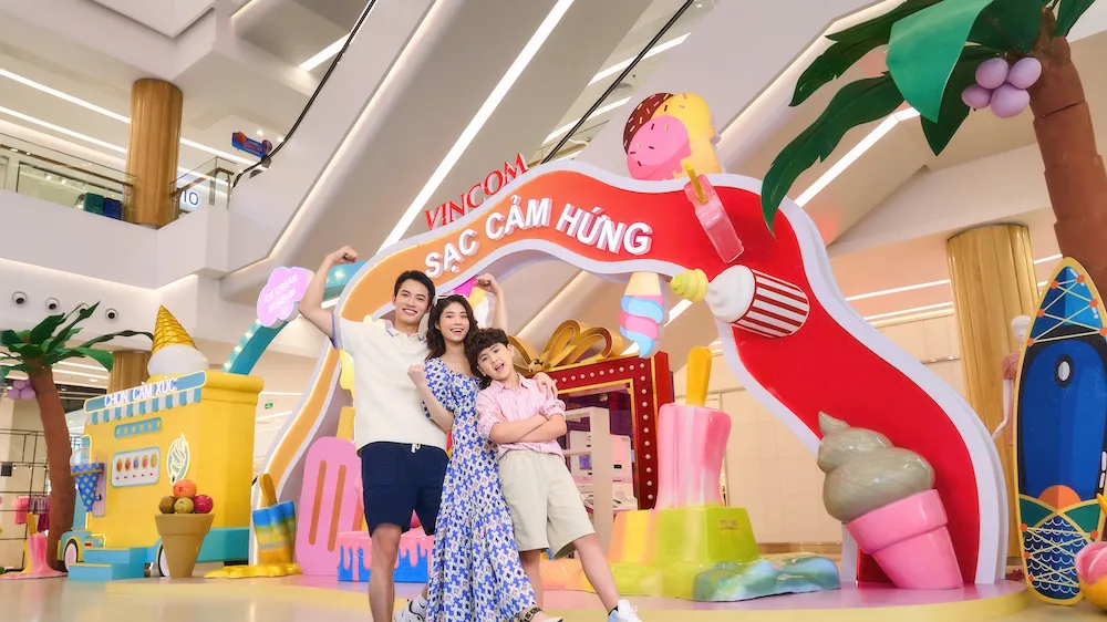 Cùng Vincom “Sạc đầy cảm hứng” đón hè sang tràn hứng khởi