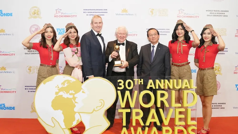 Vietjet nhận giải thưởng danh tiếng toàn cầu World Travel Awards về dịch vụ khách hàng