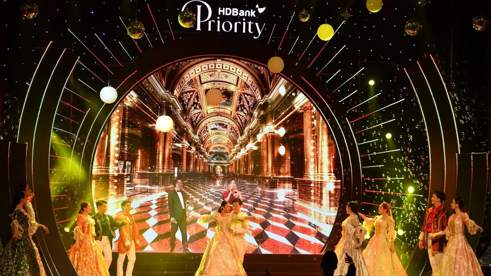 Từ HDBank Priority đến sự trở lại của huyền thoại saxophone Kenny G ở Việt Nam