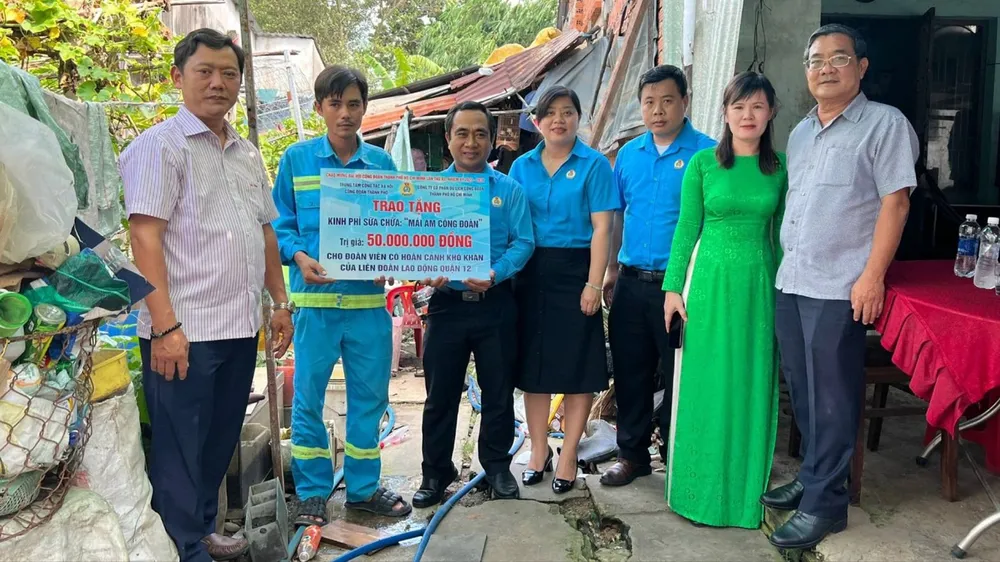Kỷ niệm 24 năm cuộc vận động “Vì người nghèo”: Quyết tâm thoát nghèo bền vững