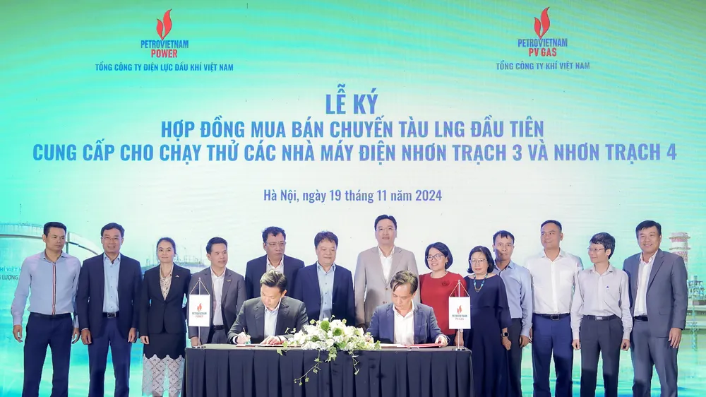 PV GAS và PV Power ký hợp đồng mua bán chuyến tàu LNG đầu tiên cung cấp cho chạy thử các nhà máy điện Nhơn Trạch 3 và Nhơn Trạch 4