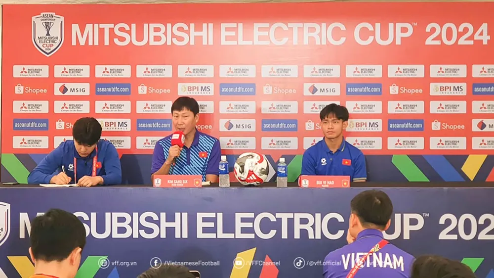 Philippines - Việt Nam (20 giờ ngày 18-12): Vượt "chảo lửa" Rizal Memorial