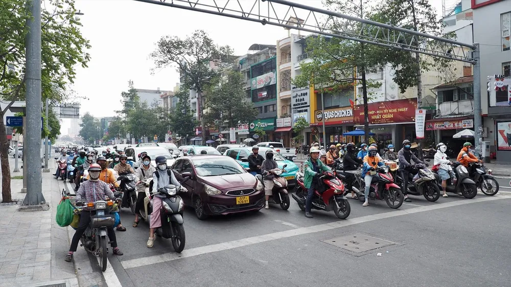 Xử nghiêm, phạt nặng góp phần tăng ý thức giao thông