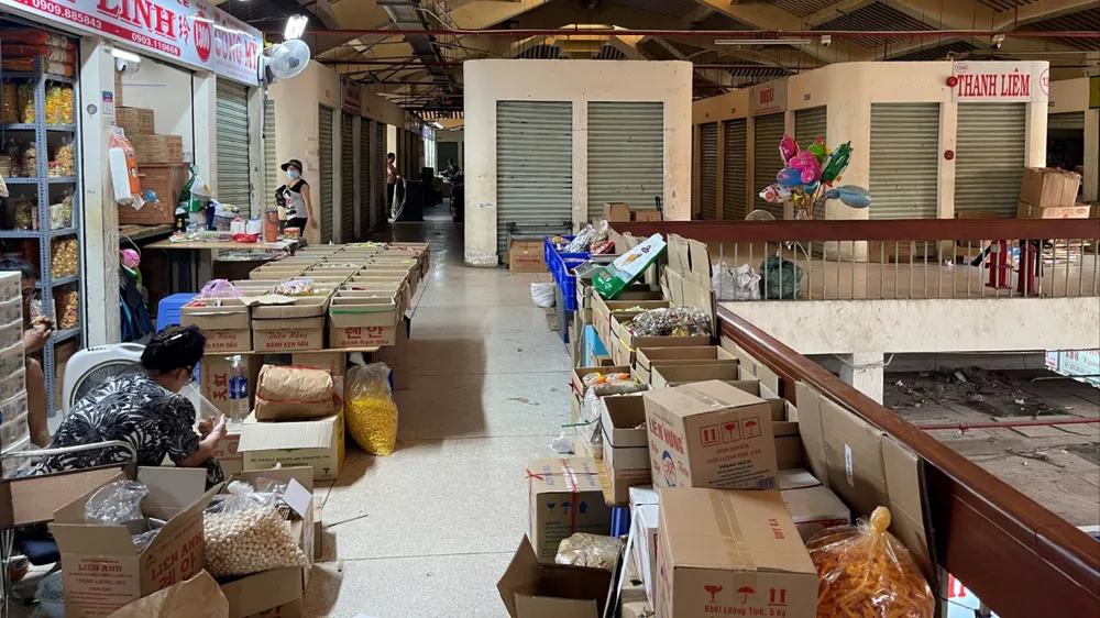 Tìm hướng ra cho hàng hóa tồn kho