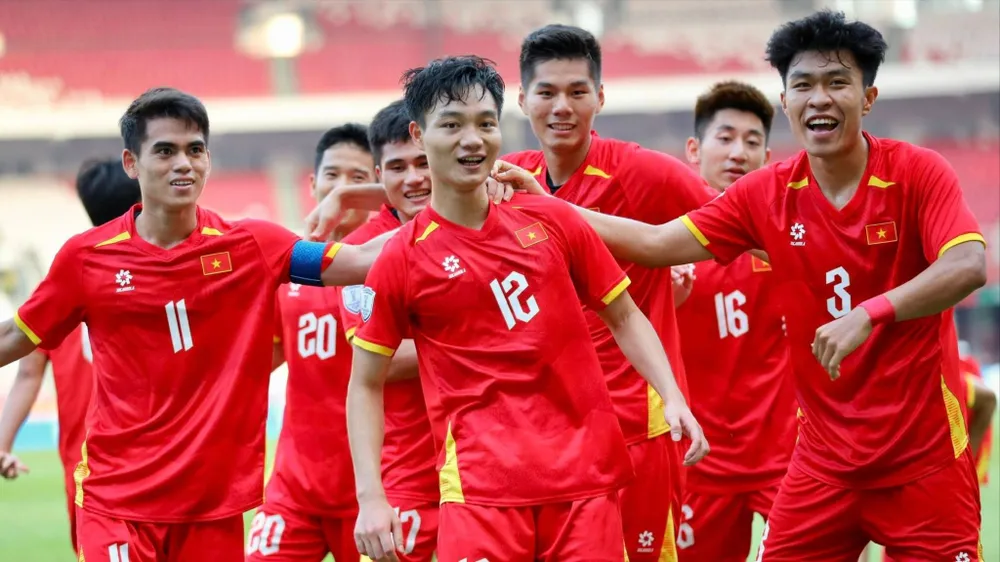 Thêm chiến công, thêm áp lực
