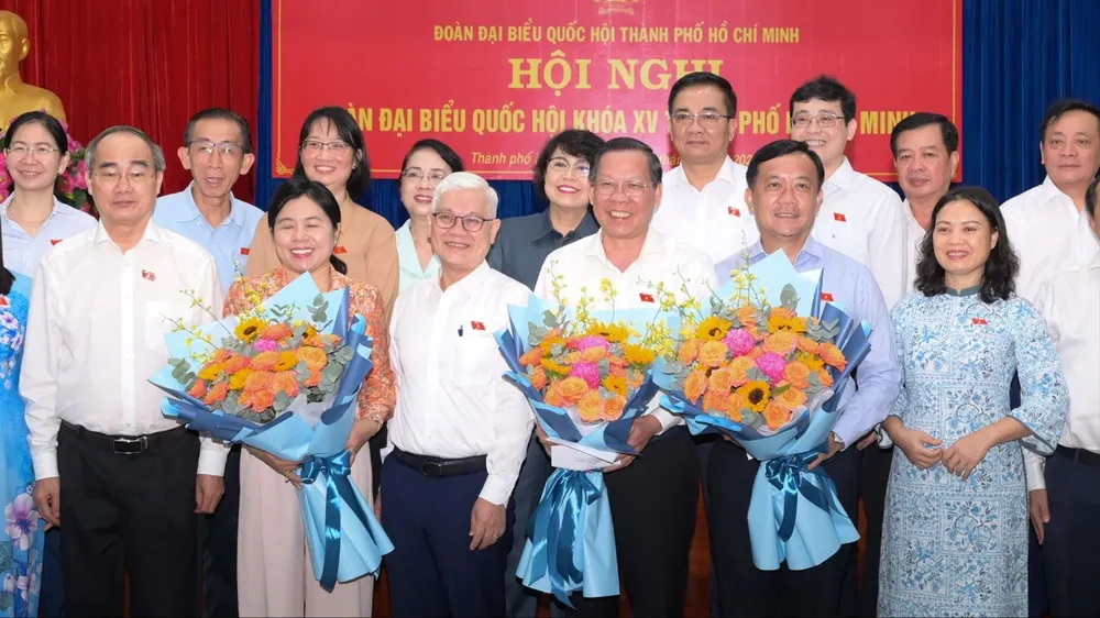 Lắng nghe cử tri, kiến tạo phát triển