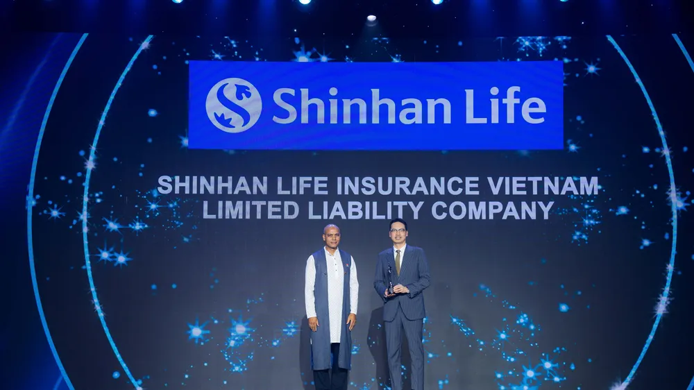 Shinhan Life Việt Nam đạt giải thưởng kép 2 năm liên tiếp tại HR Asia Awards