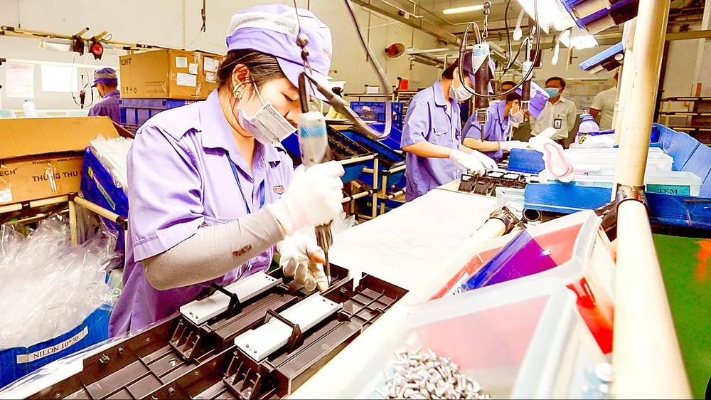 Xây bệ đỡ pháp lý vững chắc cho doanh nghiệp phát triển