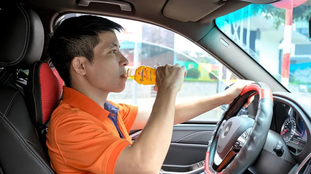 Làm ngày cày đêm: Uống gì để tiếp năng lượng, giúp tỉnh táo tức thì?