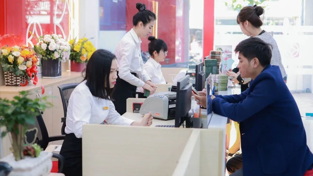 “Nắn” dòng vốn khi tín dụng tăng tốc