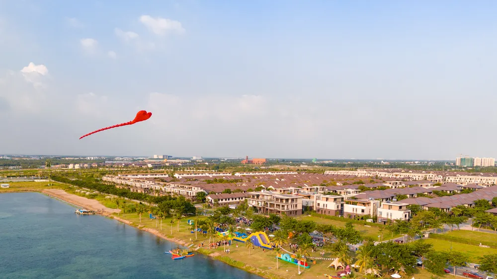 Dòng kiều hối đổ về Việt Nam và bài toán an cư của kiều bào