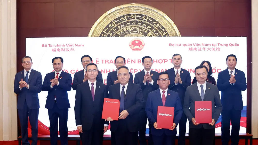 Vietjet cùng AVIC Cabin Systems hợp tác toàn diện trong lĩnh vực nội thất, công nghiệp phụ trợ tàu bay