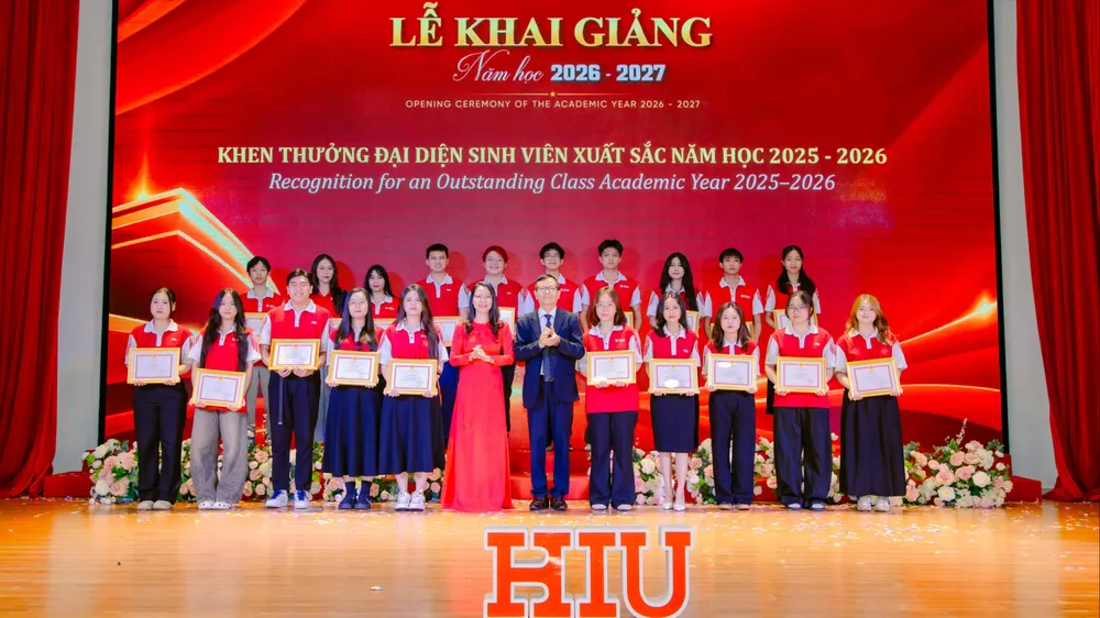HIU khai giảng năm học 2026-2027, kết nối nhiều thế hệ sinh viên