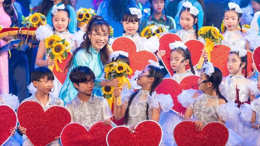 Vietjet, Sovico và HDBank đóng góp 30 tỷ đồng, chung tay hỗ trợ phụ nữ, trẻ em mắc bệnh hiểm nghèo có hoàn cảnh khó khăn