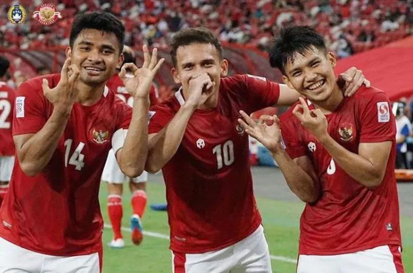 Niềm vui của các cầu thủ Indonesia khi giành quyền vào chơi chung kết AFF Cup 2020. Ảnh: GETTY