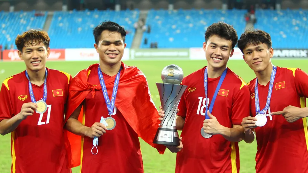 Các tuyển thủ U23 Việt Nam ăn mừng chức vô địch Giải U23 Đông Nam Á 2022