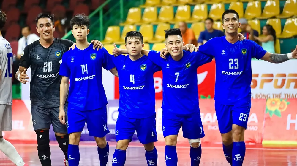 Các cầu thủ Sahako đã sẵn sàng cho mục tiêu bảo vệ chức vô địch ở Giải futsal VĐQG 2023