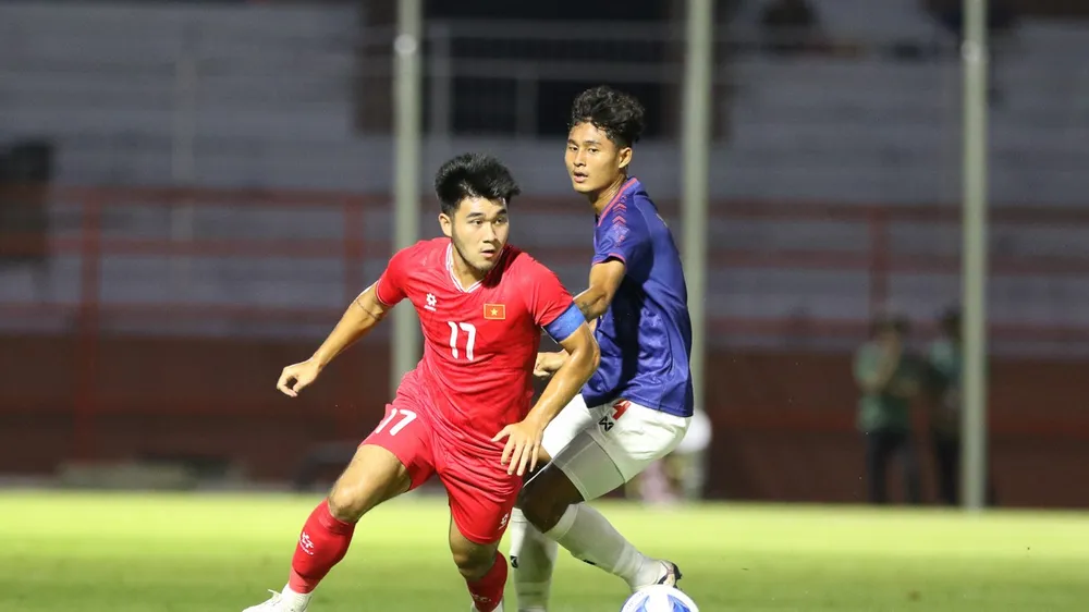 U19 Việt Nam bị U19 Myanmar cầm hòa đầy đáng tiếc. 