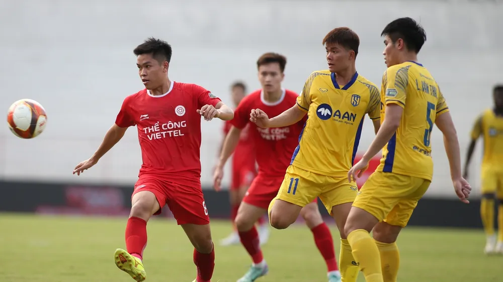 TC-Viettel dù làm khách tại Vinh nhưng vẫn được đánh giá cao hơn SLNA. ẢNH: VPF 