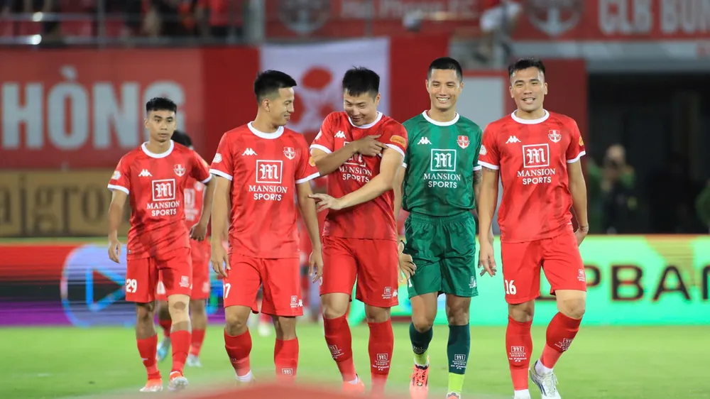 Hải Phòng đứng trước cơ hội sớm hoàn thành mục tiêu trụ hạng V-League 2024-2025. 
