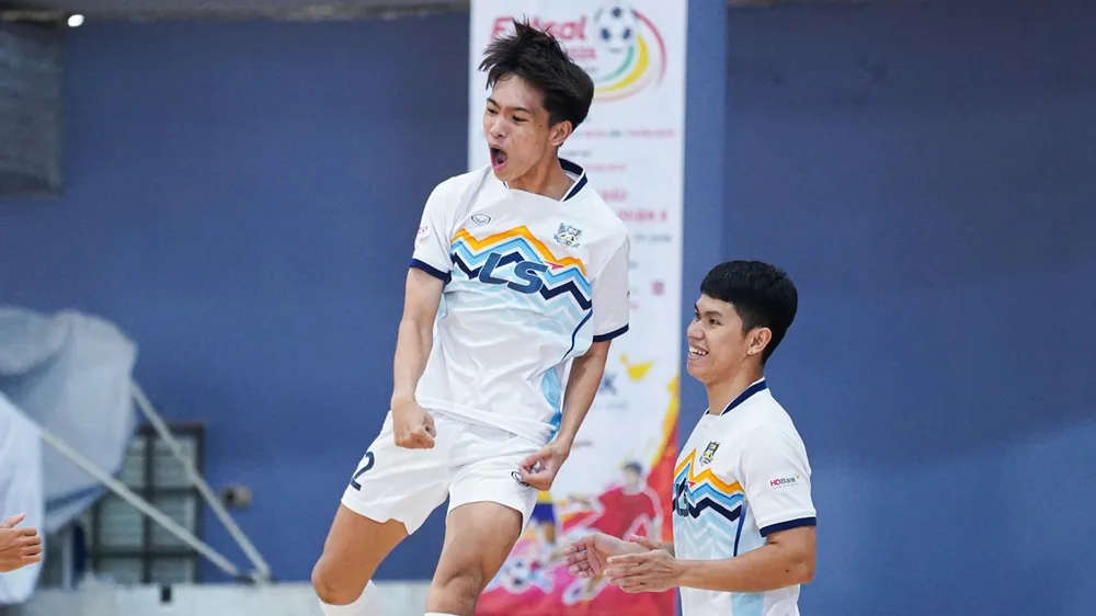 Niềm vui của Văn Hoài khi ghi bàn thắng cho Thái Sơn Nam TPHCM. ẢNH: ANH TRẦN 