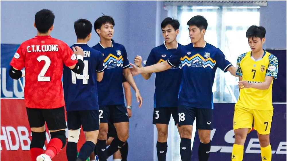 Niềm vui của các cầu thủ Thái Sơn Nam TPHCM. ẢNH: ANH TRẦN 