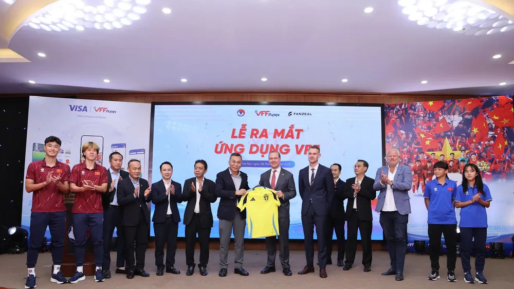 VFF App được kỳ vọng là nơi giao lưu trực tiếp giữa các đội tuyển Việt Nam với người hâm mộ. ẢNH: TÂM HÀ