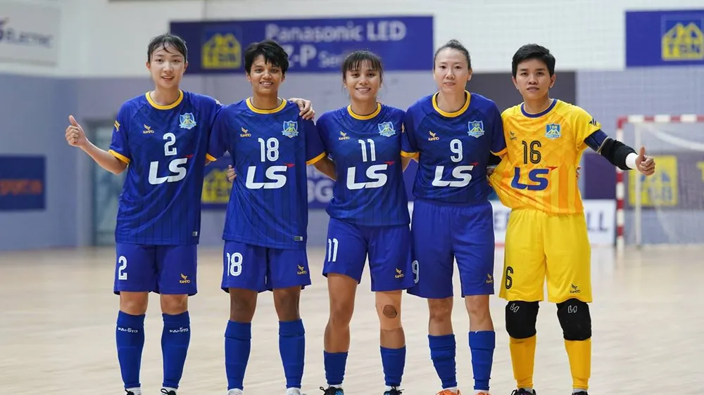 Các cô gái Thái Sơn Nam TPHCM sắp bảo vệ thành công danh hiệu tại Giải futsal nữ VĐQG. ẢNH: QUỐC KHANH 