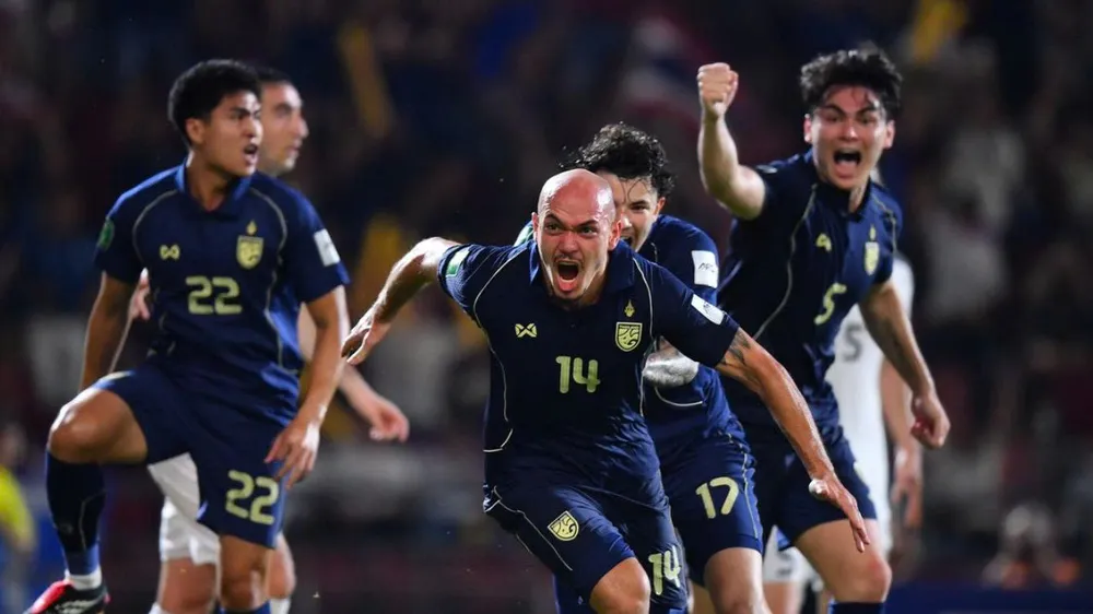 Đội tuyển Thái Lan đoạt vé dự vòng chung kết Asian Cup 2027 đầy cảm xúc. ẢNH: AFC 